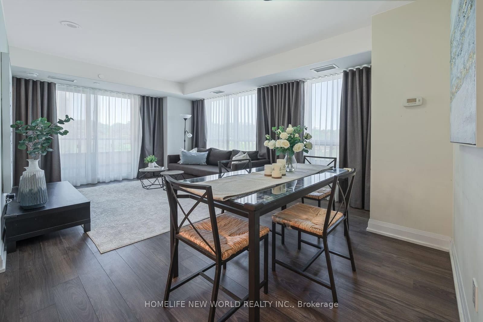 18 Graydon Hall Drive, Unit 809 thumbnail 8