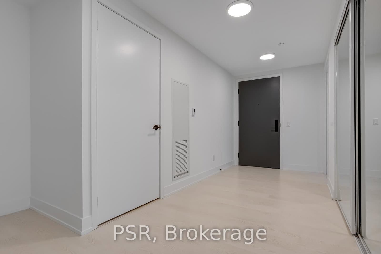 308 Jarvis Street, Unit 422 thumbnail 13