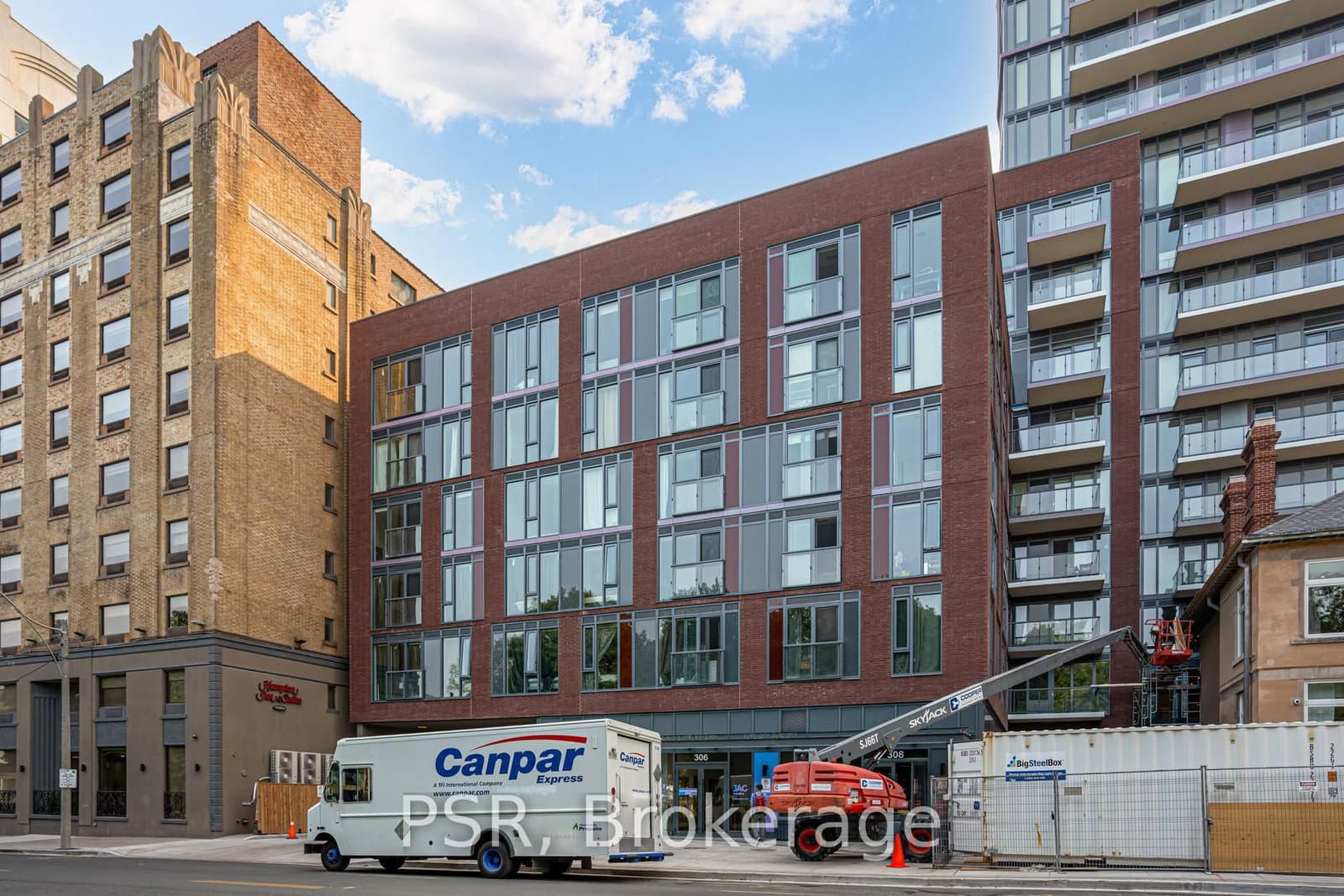308 Jarvis Street, Unit 422 thumbnail 4
