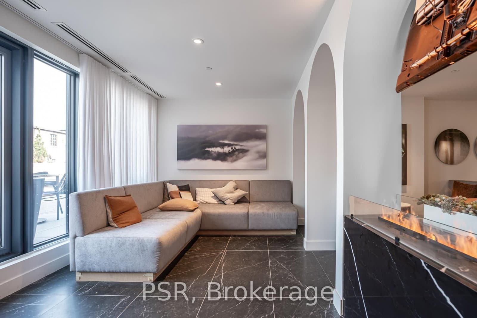 308 Jarvis Street, Unit 422 thumbnail 44