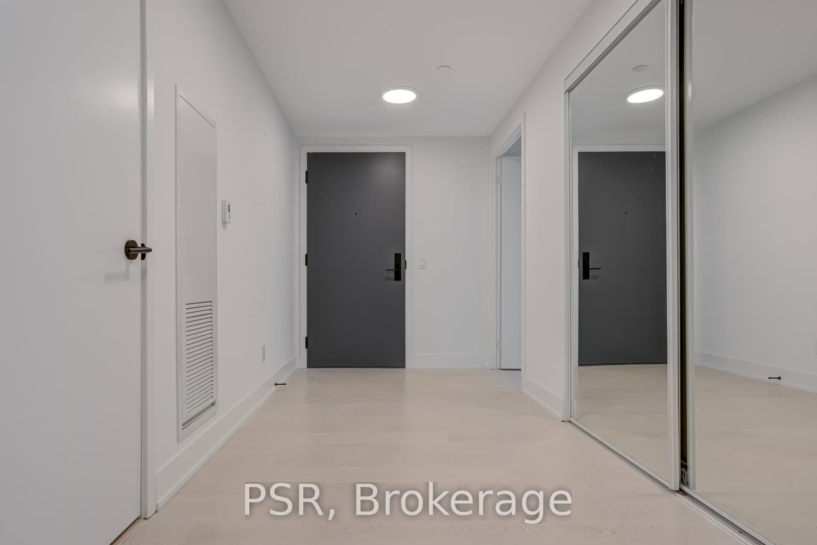 308 Jarvis Street, Unit 422 thumbnail 9