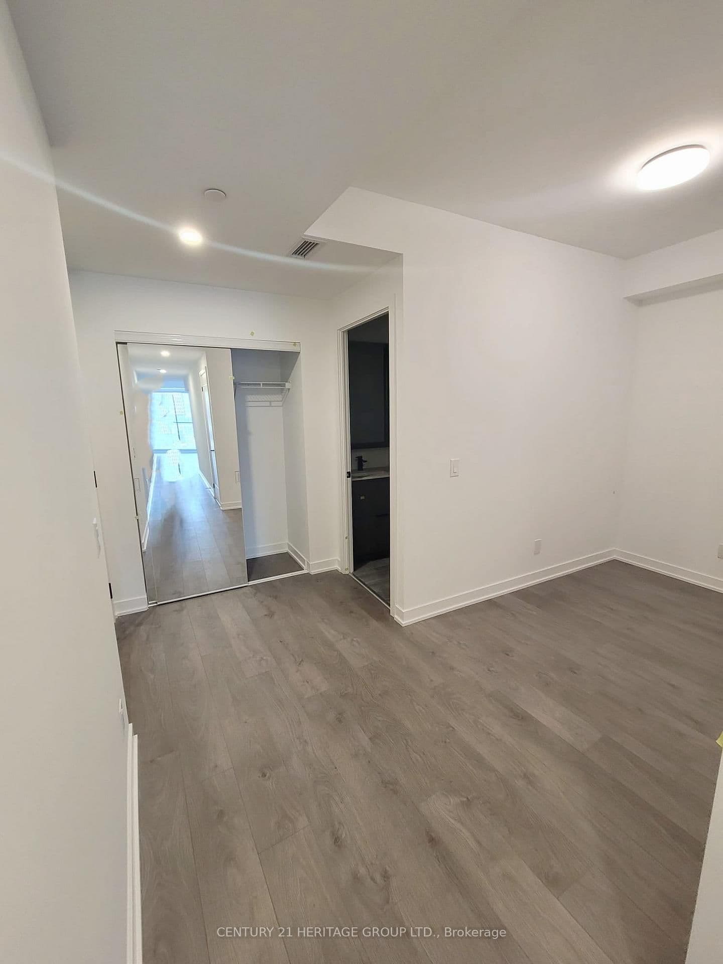 5 Defries Street, Unit 619 thumbnail 7