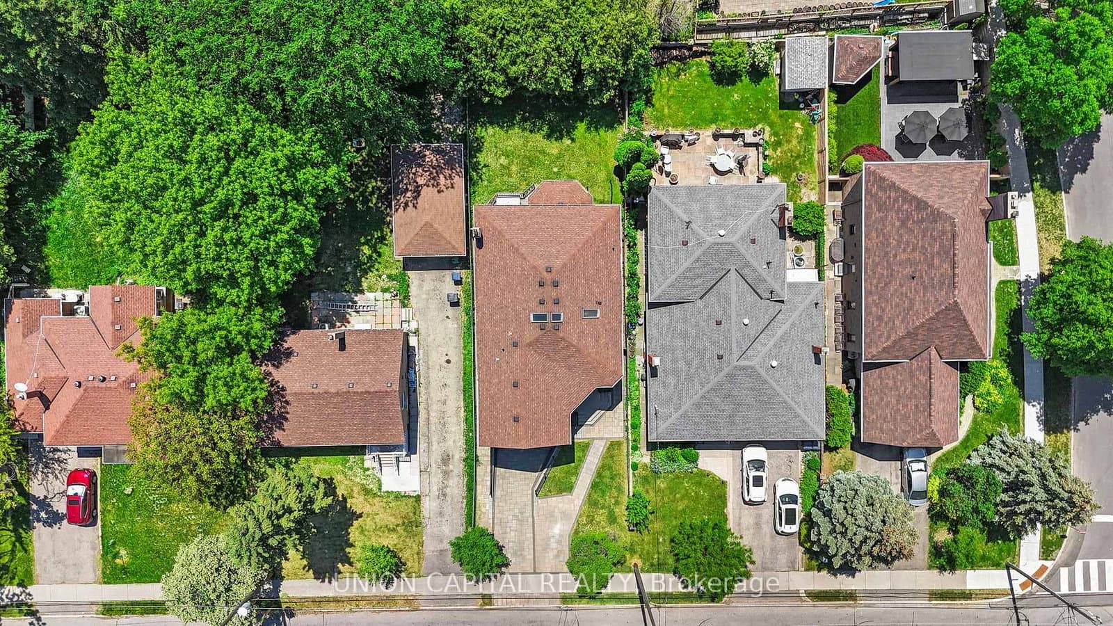 99 Abitibi Avenue thumbnail 27