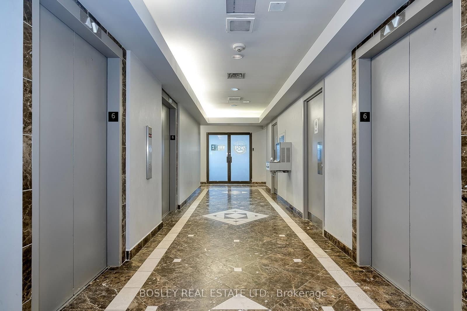 920 Yonge Street, Unit 800 thumbnail 16