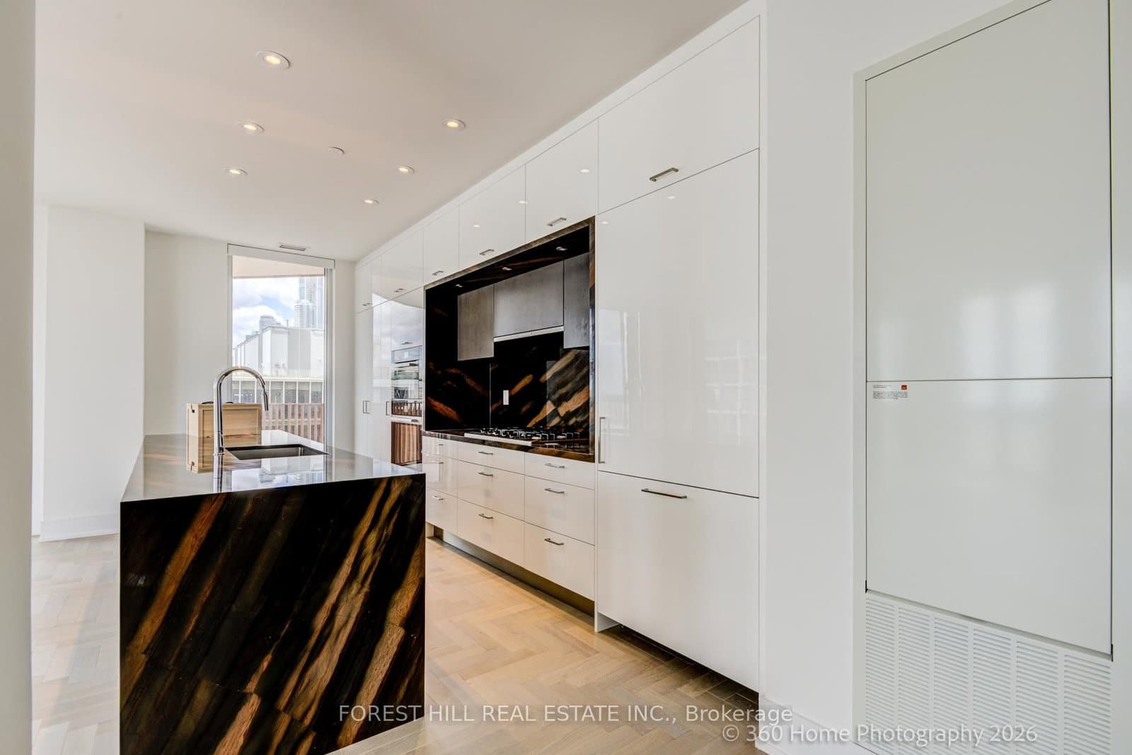 155 Merchants' Wharf, Unit 1222 thumbnail 18
