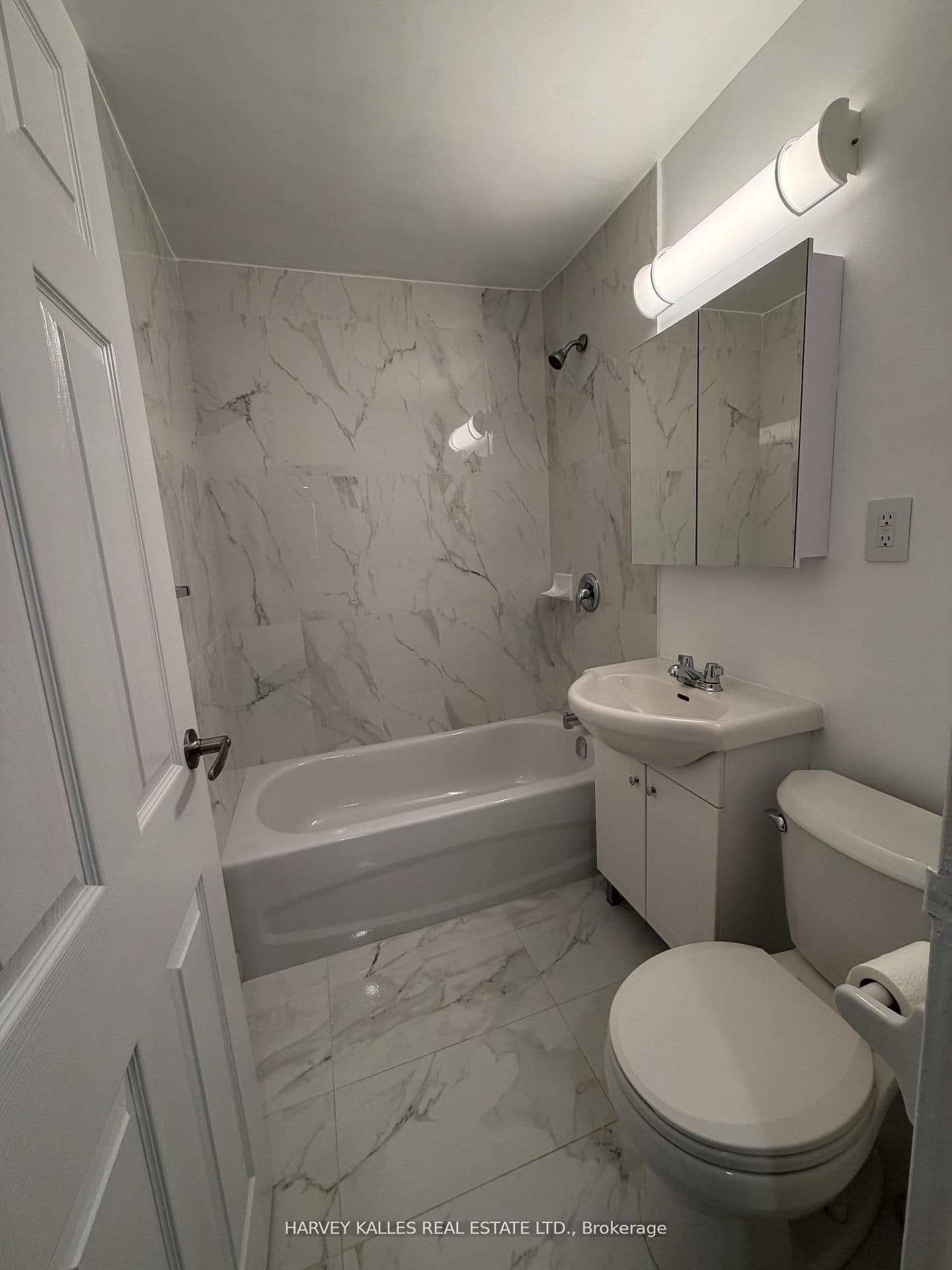 180 Vaughan Road, Unit 101 thumbnail 7