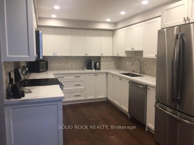 8 Covington Road N, Unit 408 thumbnail 7