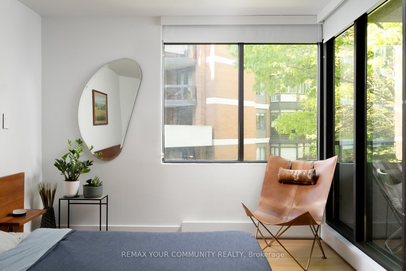 349 St Clair Avenue W, Unit 109 thumbnail 12