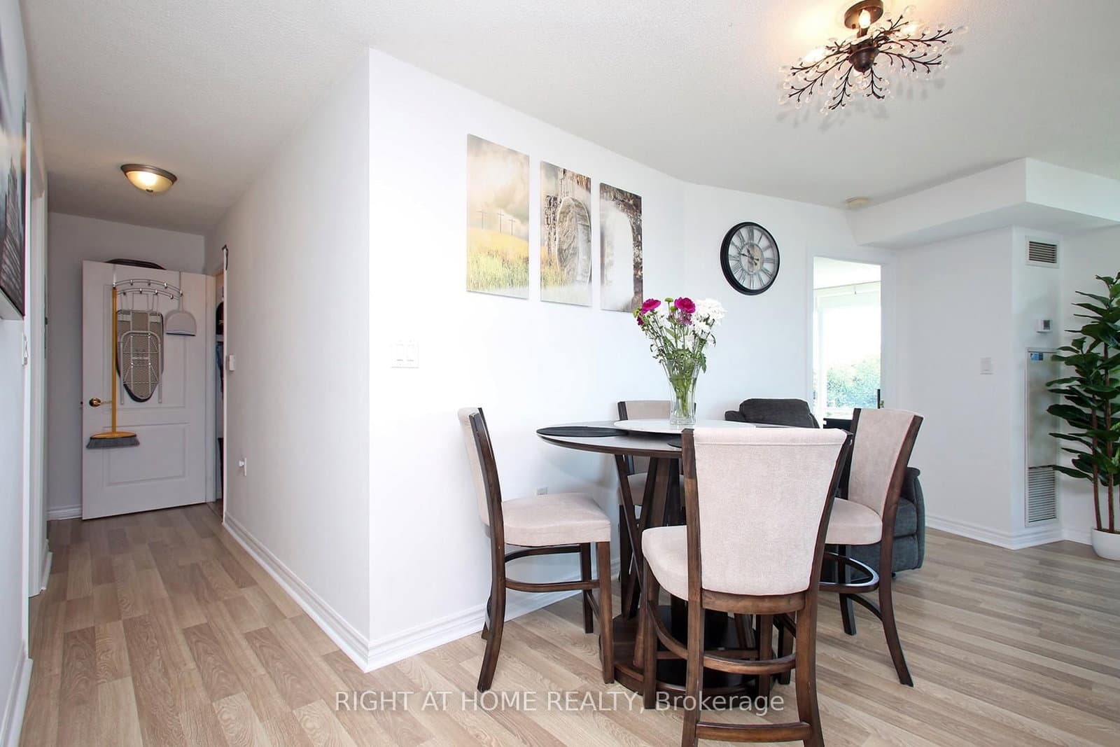 3830 Bathurst Street, Unit 505 thumbnail 13