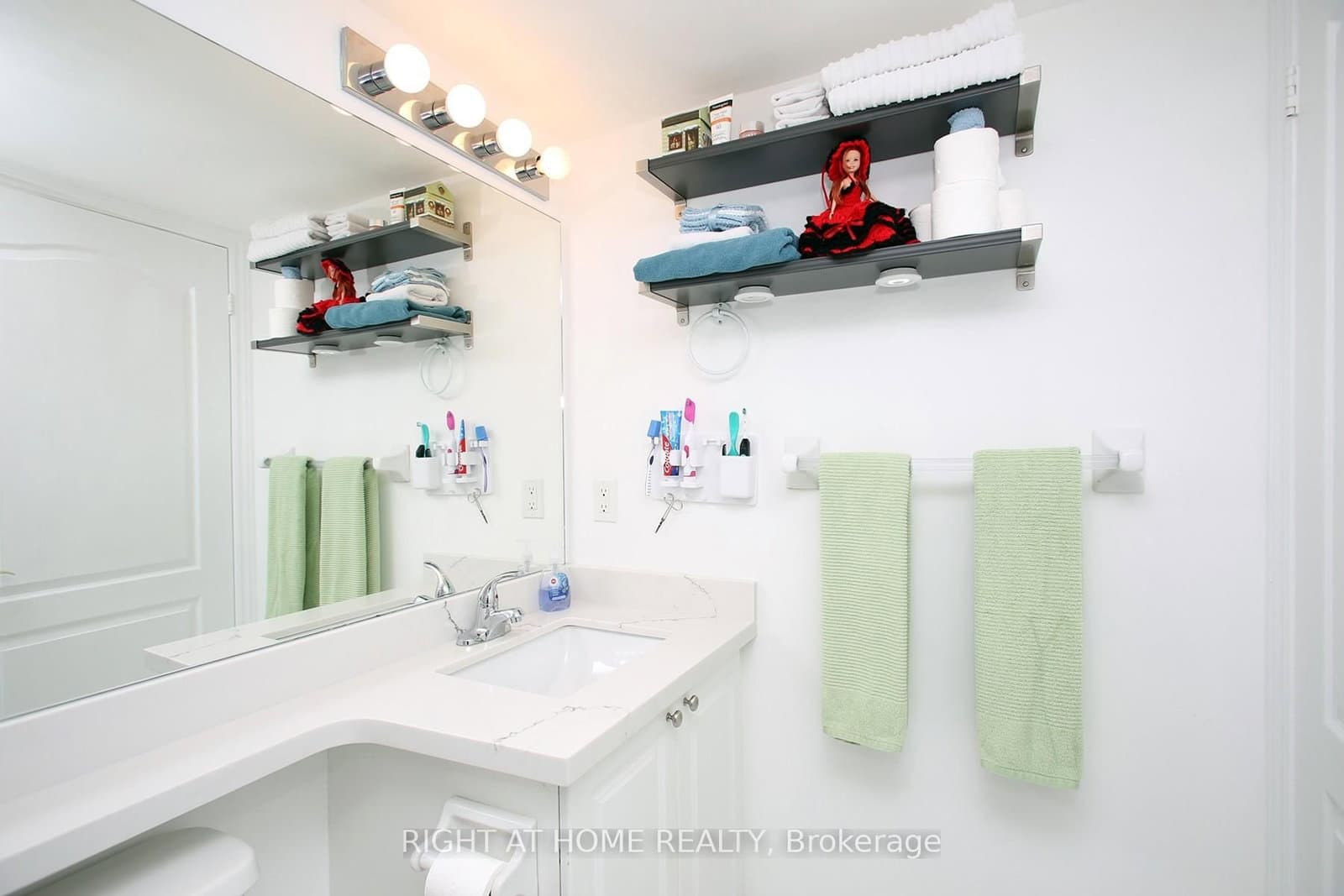 3830 Bathurst Street, Unit 505 thumbnail 21