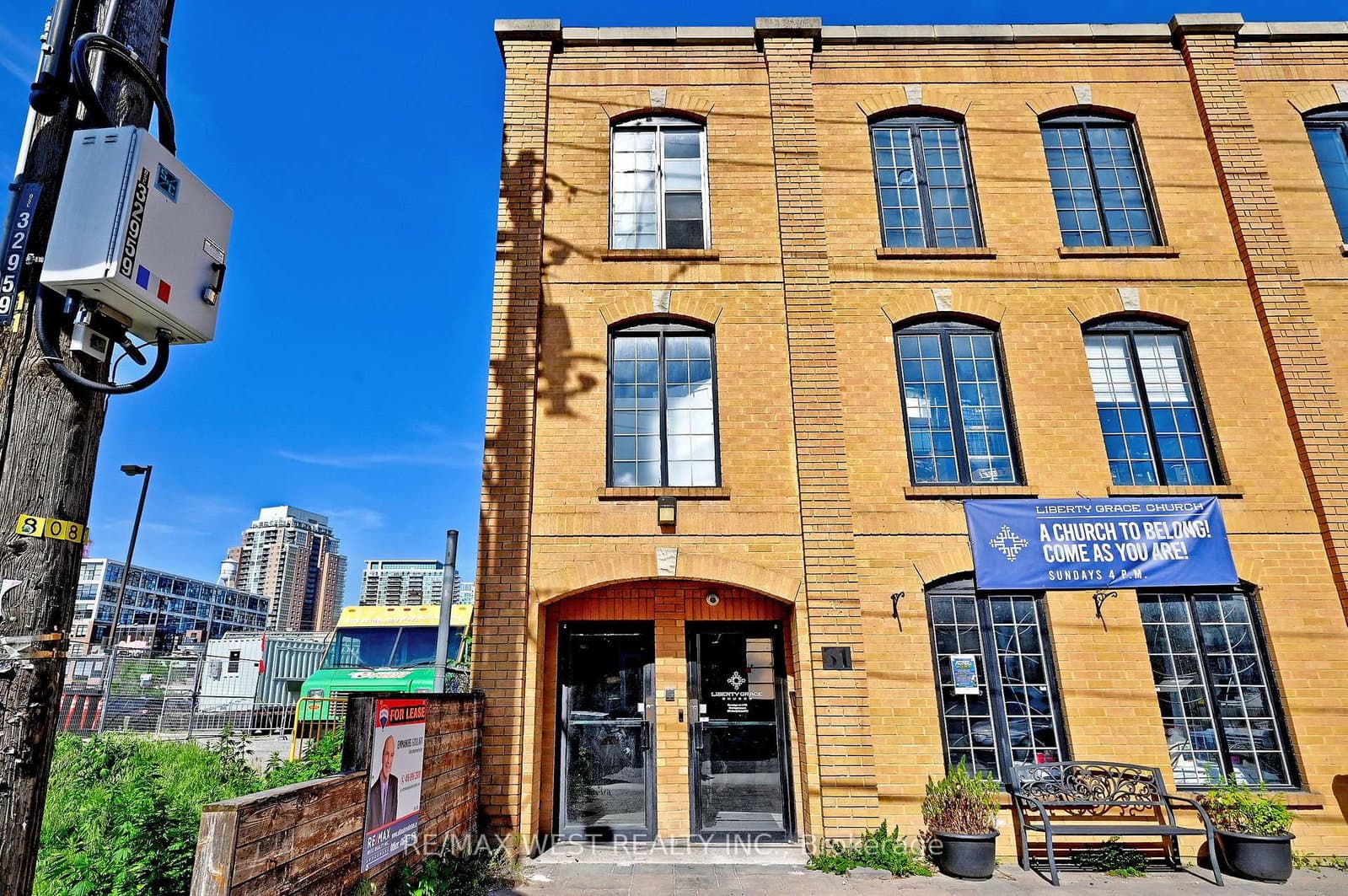 31 Atlantic Avenue, Unit 3rd Fl thumbnail 4