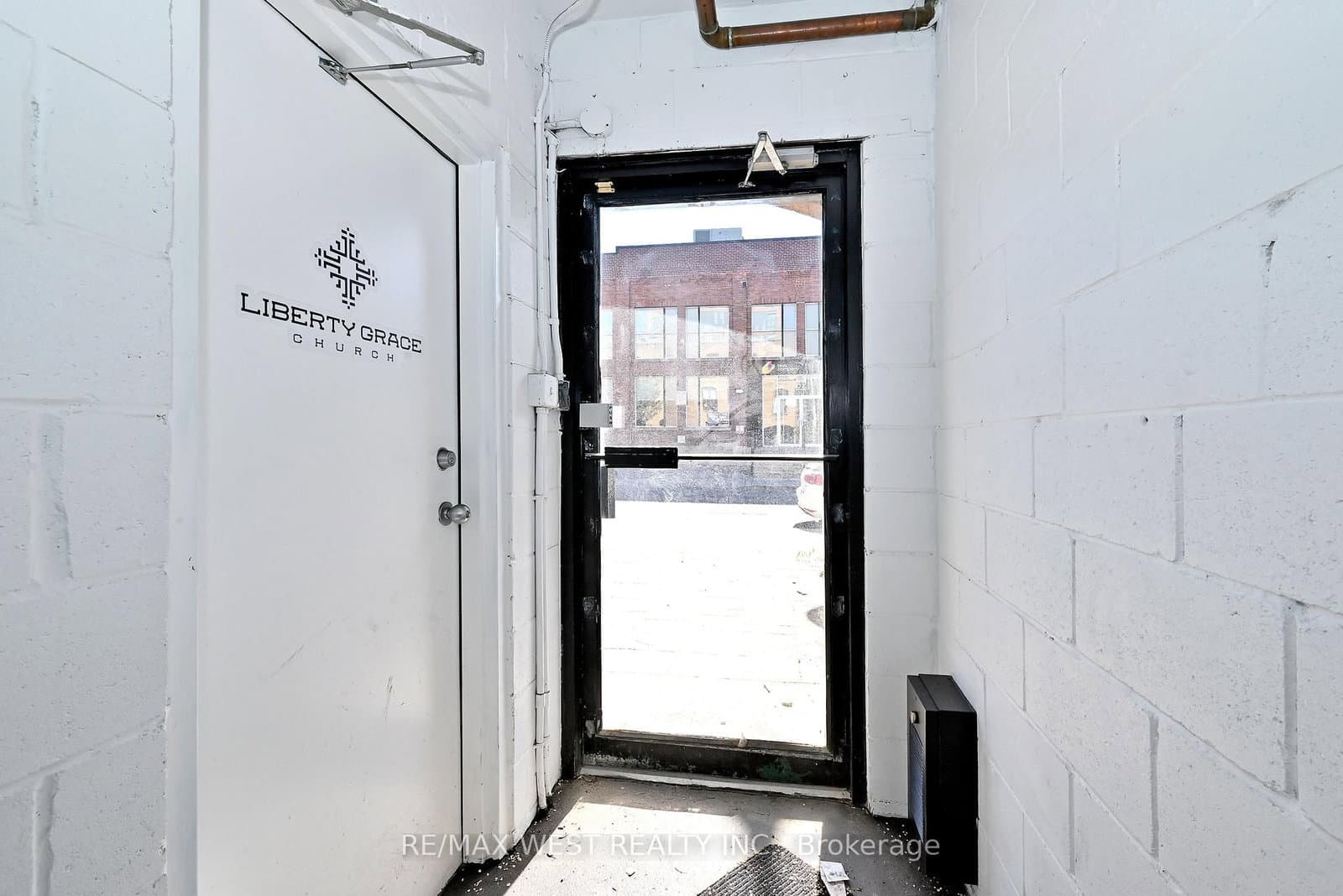 31 Atlantic Avenue, Unit 3rd Fl thumbnail 6