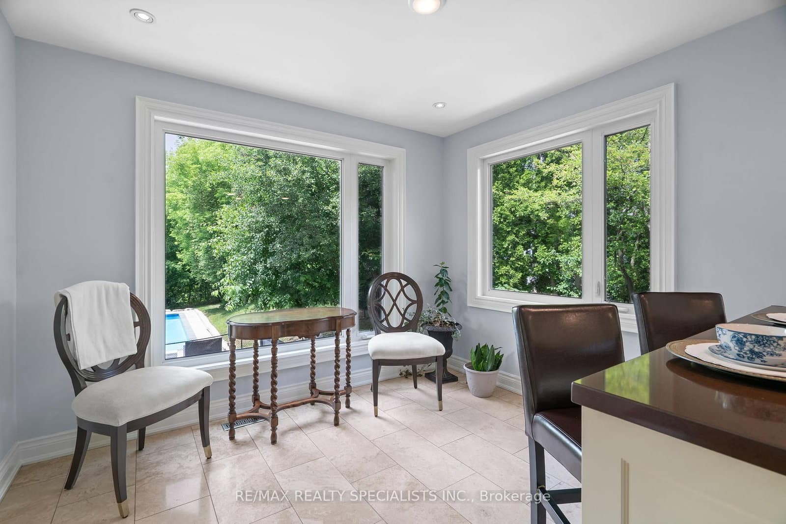 42 Heathview Avenue thumbnail 18