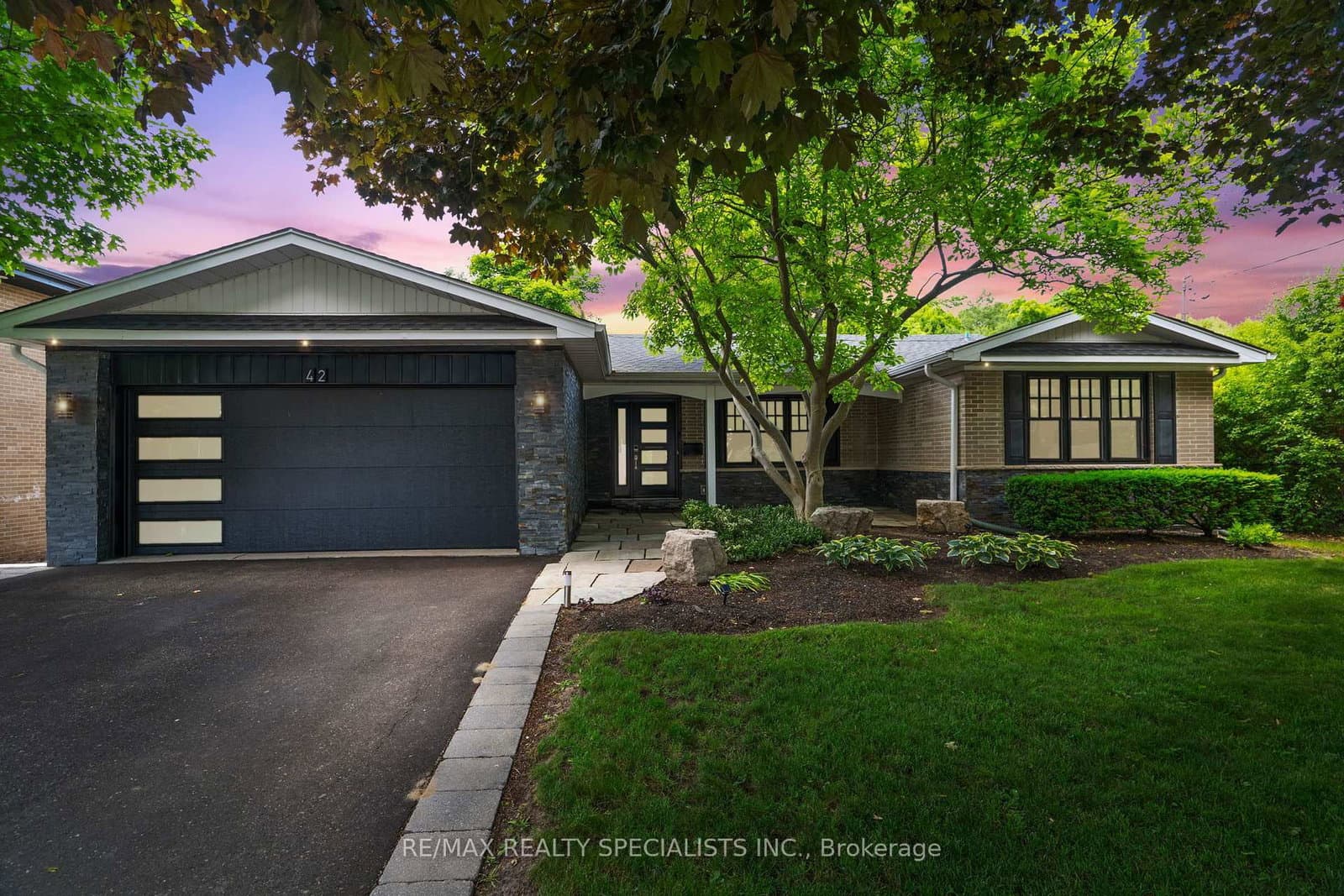 42 Heathview Avenue thumbnail 2