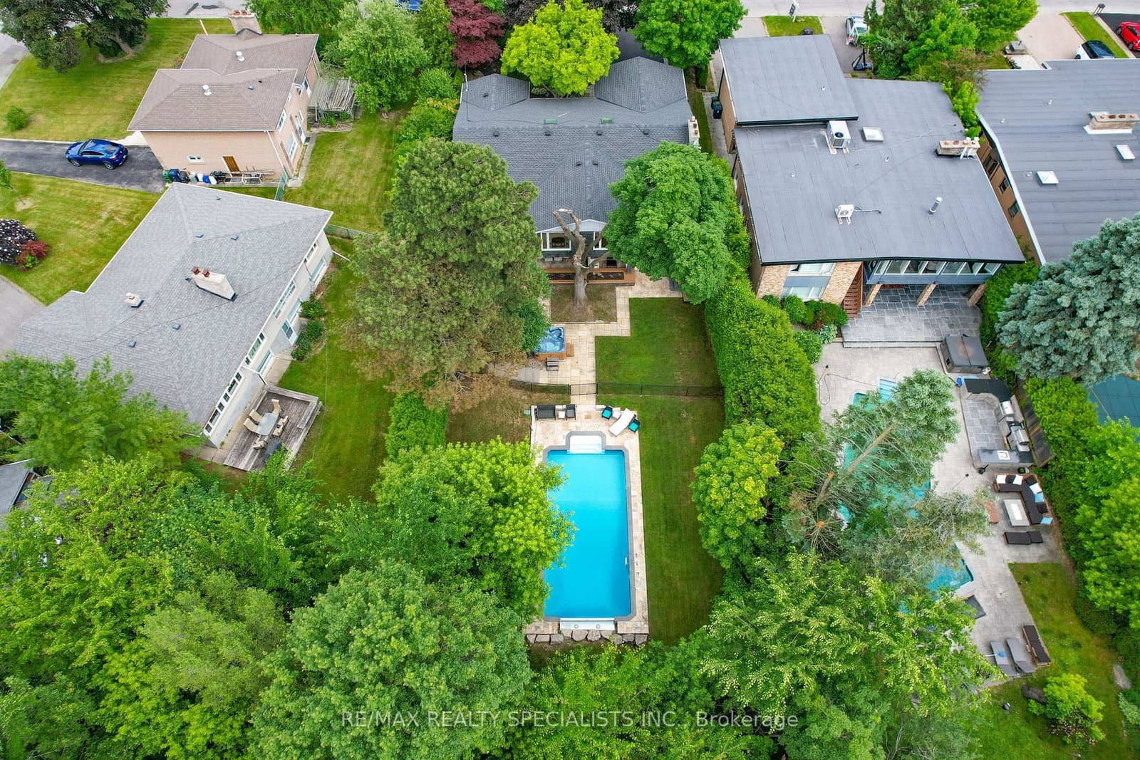 42 Heathview Avenue thumbnail 37