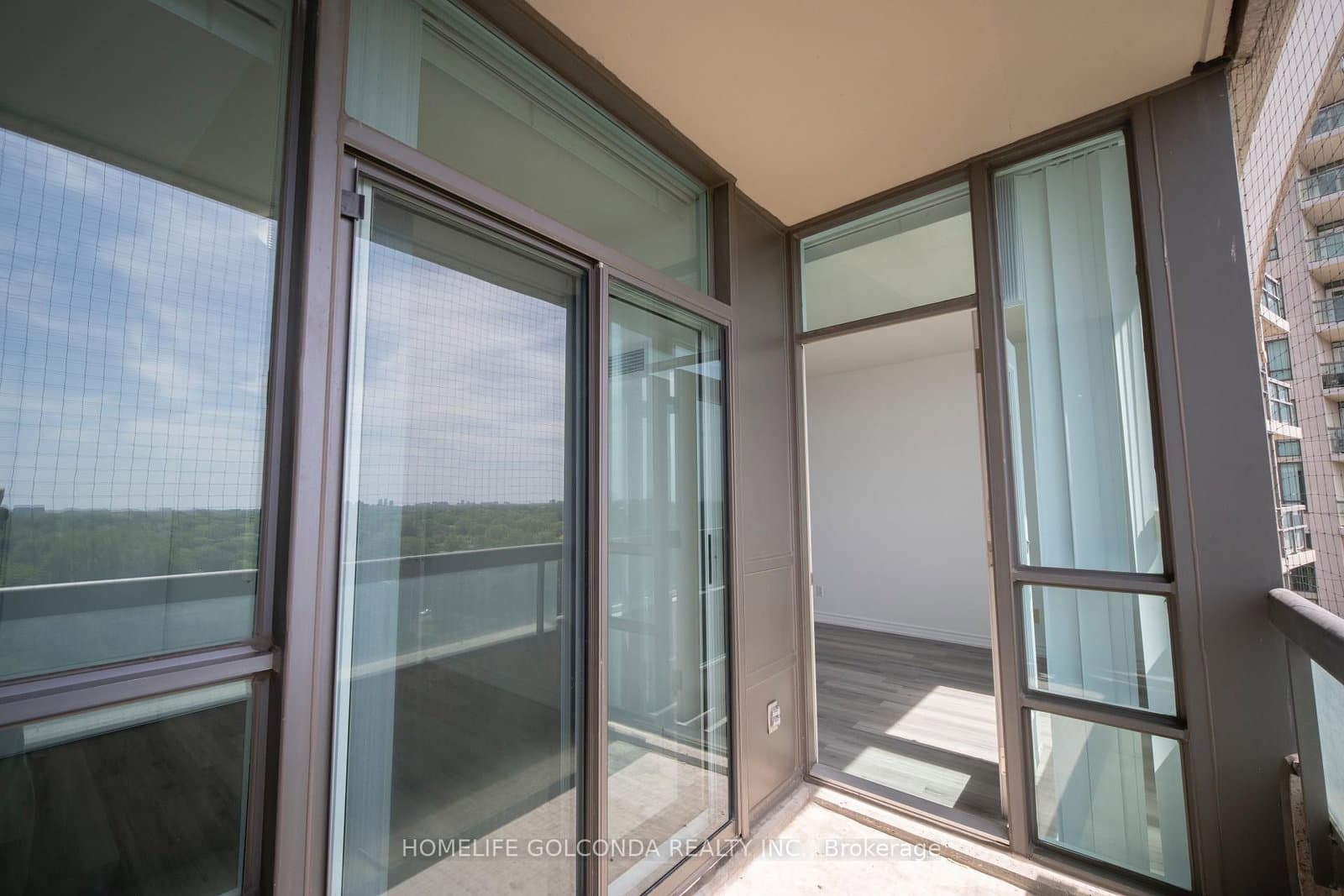 509 Beecroft Road, Unit 1106 thumbnail 13