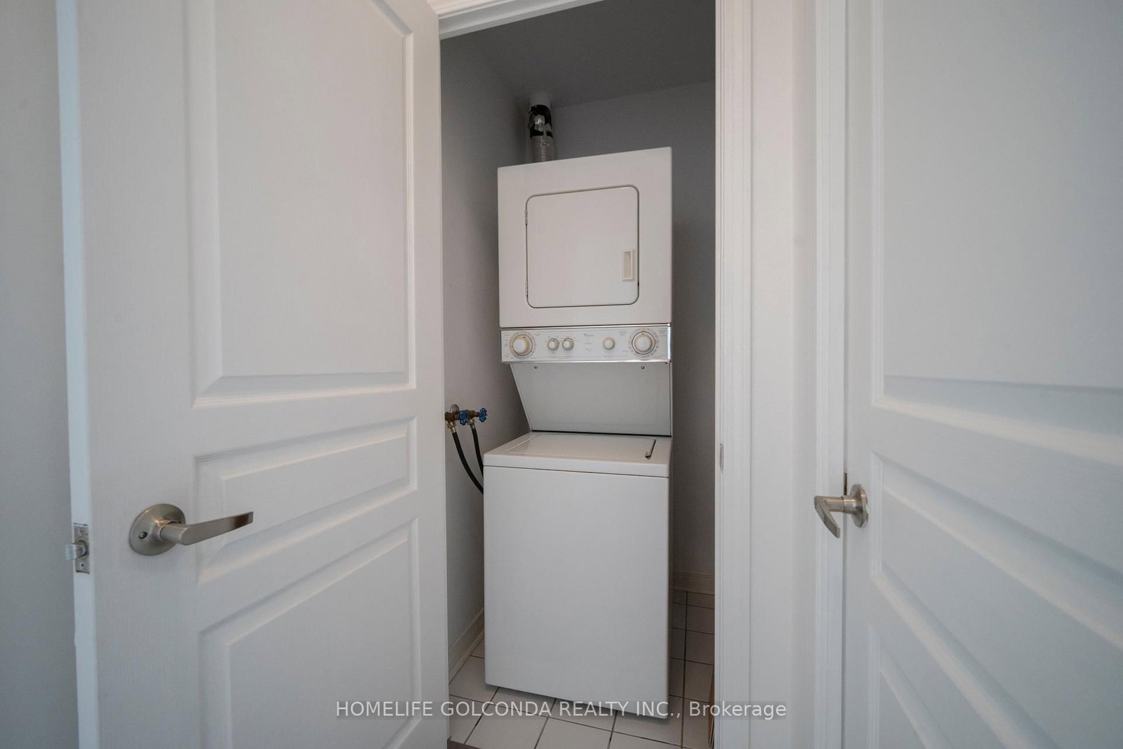 509 Beecroft Road, Unit 1106 thumbnail 21
