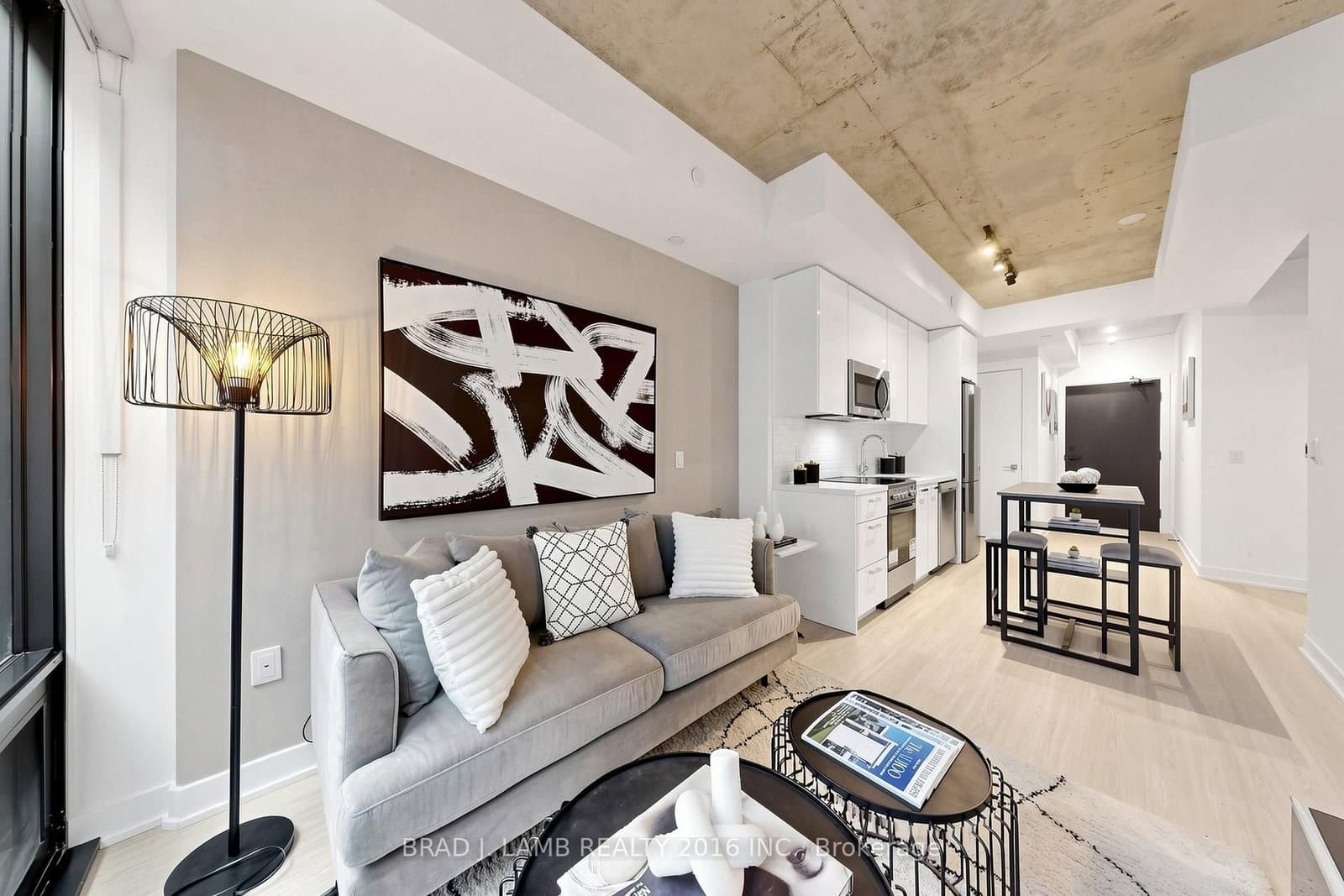 284 King Street E, Unit 701 thumbnail 6