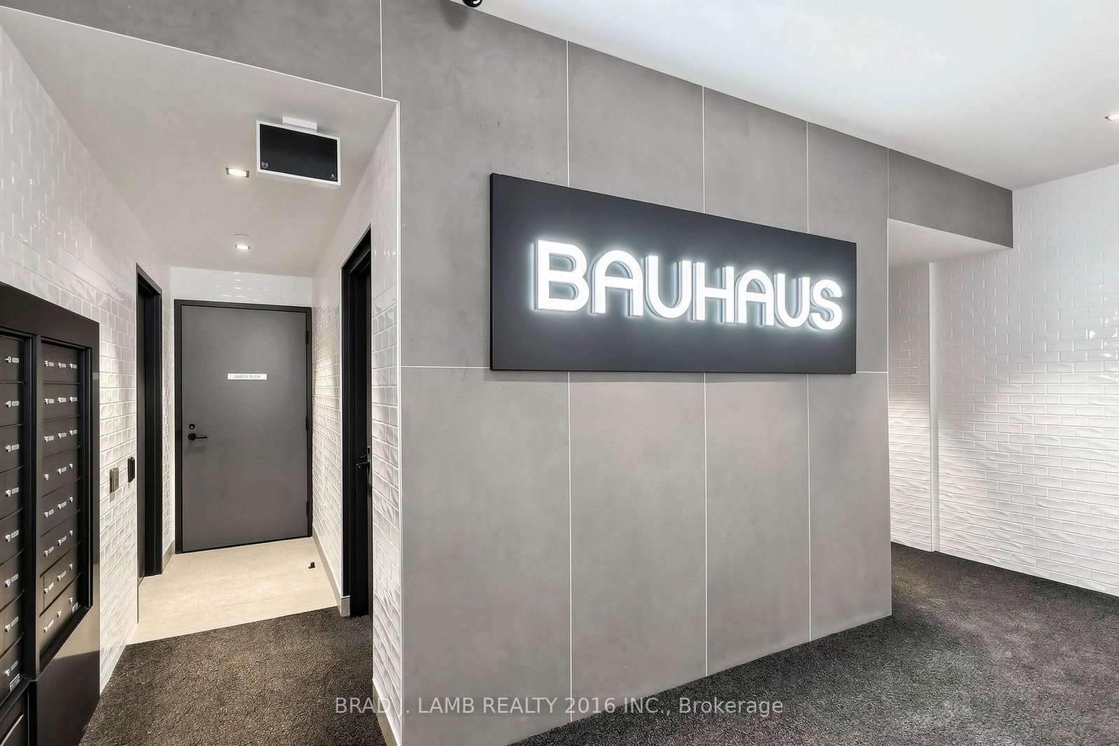 284 King Street E, Unit 808 thumbnail 18