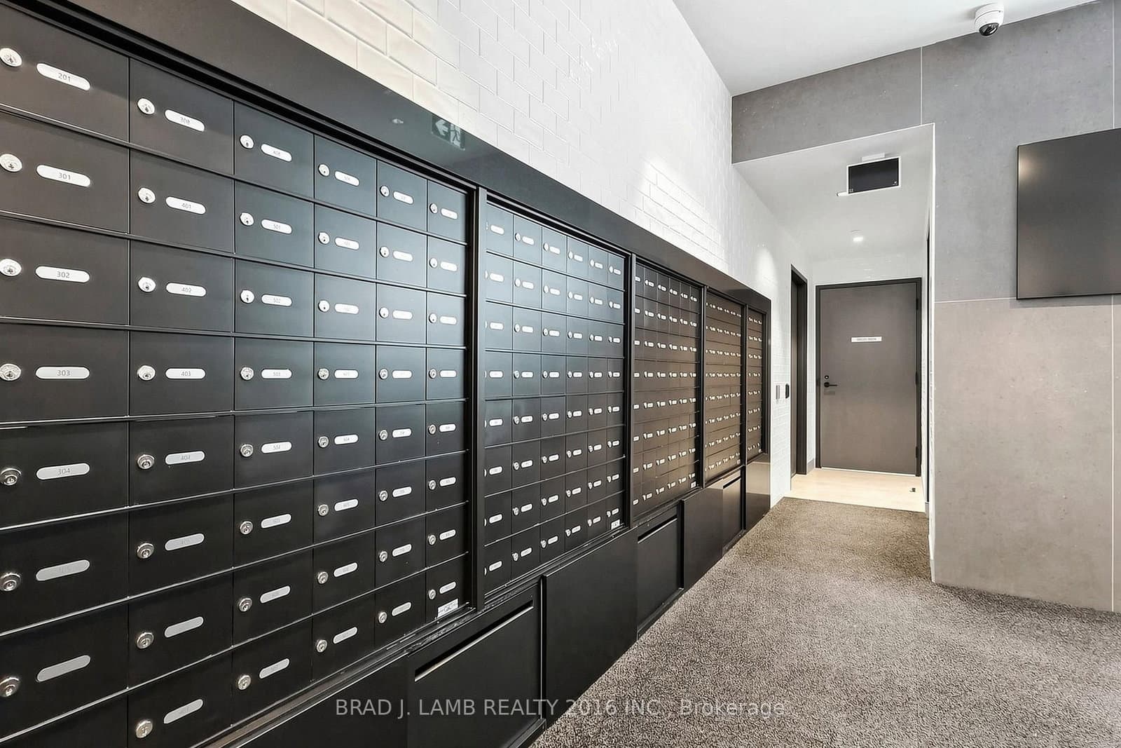 284 King Street E, Unit 808 thumbnail 21