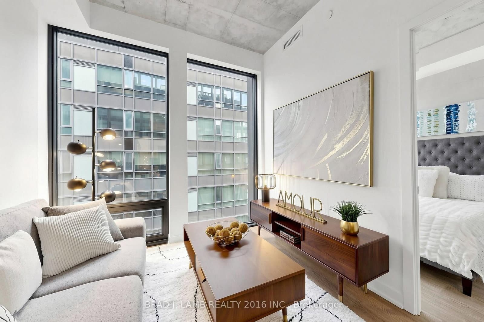 284 King Street E, Unit 808 thumbnail 4