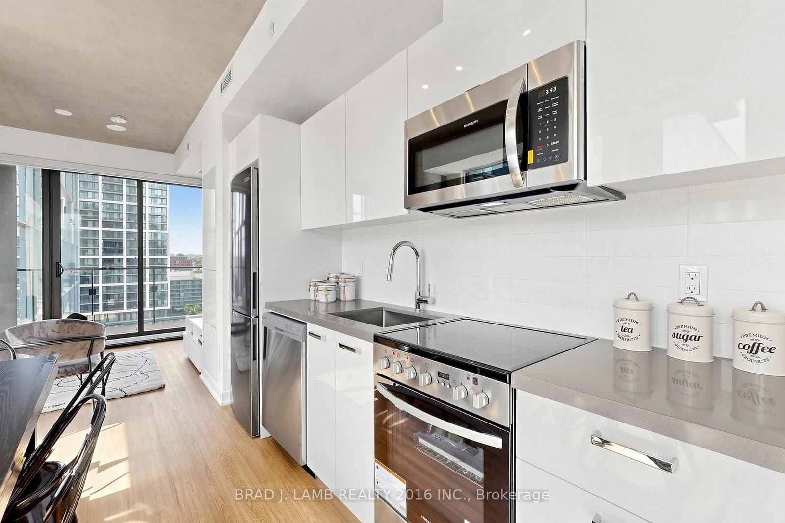 284 King Street E, Unit 1505 thumbnail 11