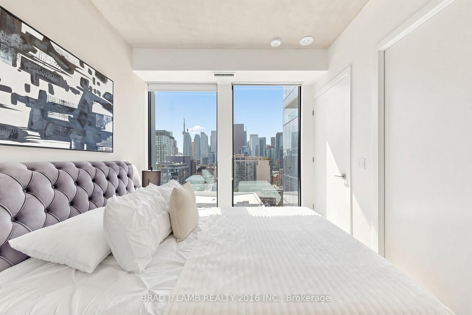 284 King Street E, Unit 1505 thumbnail 16