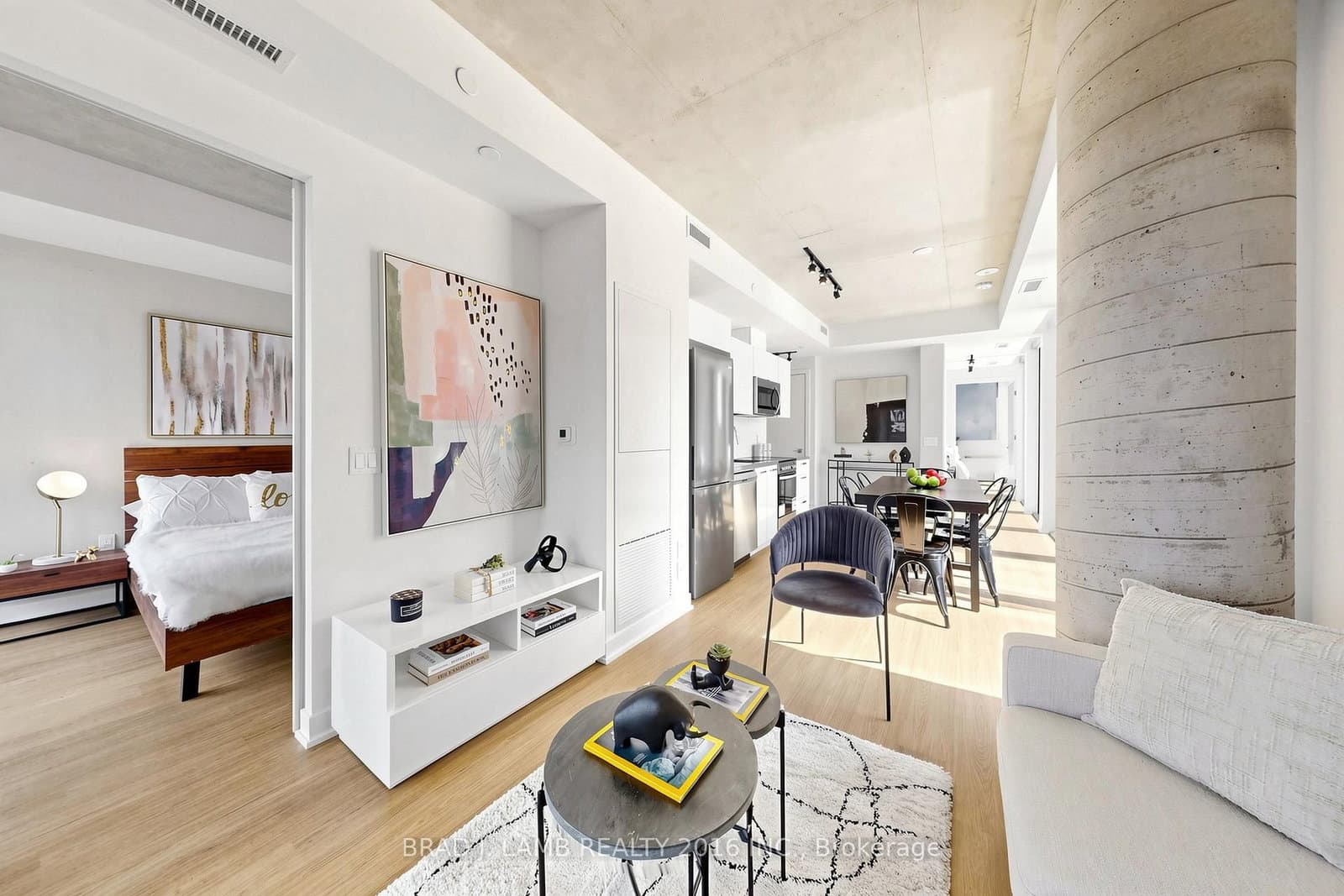 284 King Street E, Unit 1505 thumbnail 6