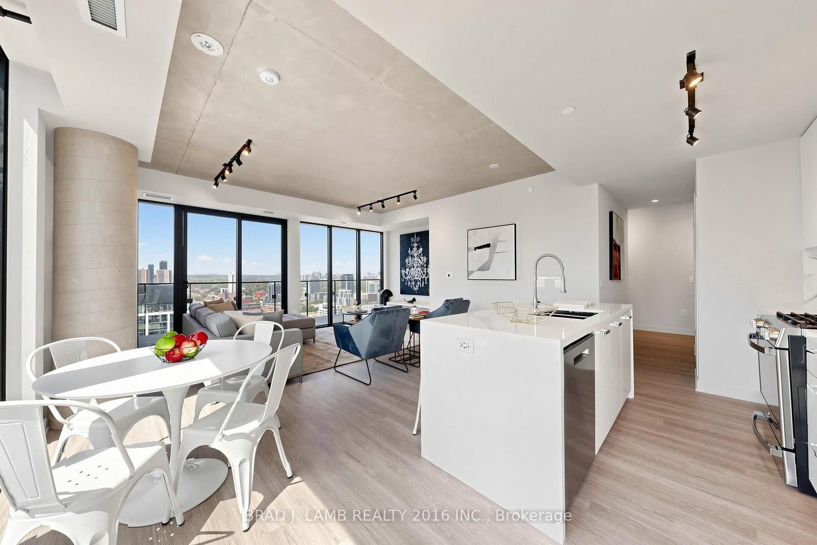 284 King Street E, Unit 2903 thumbnail 10