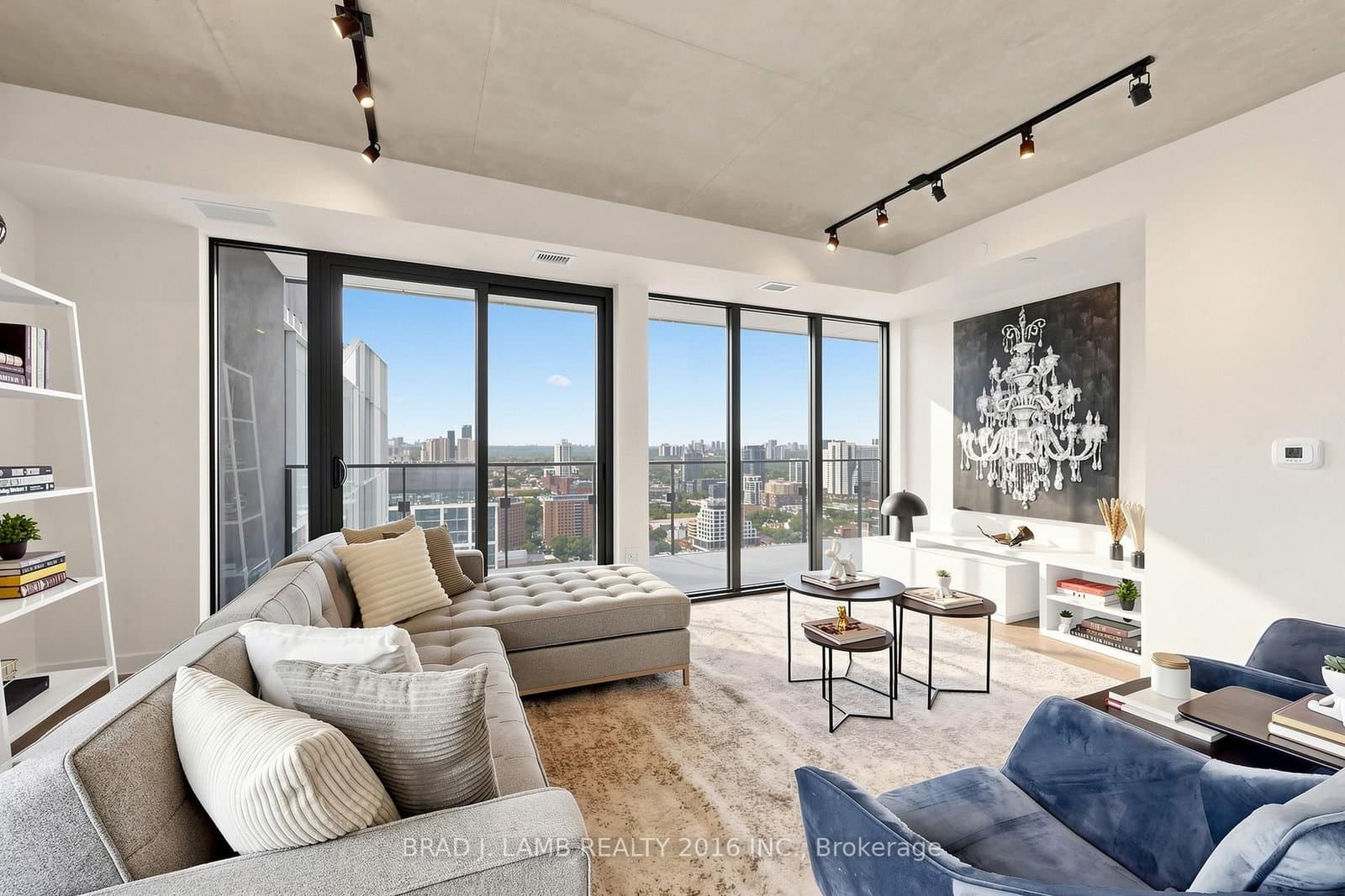 284 King Street E, Unit 2903 thumbnail 5
