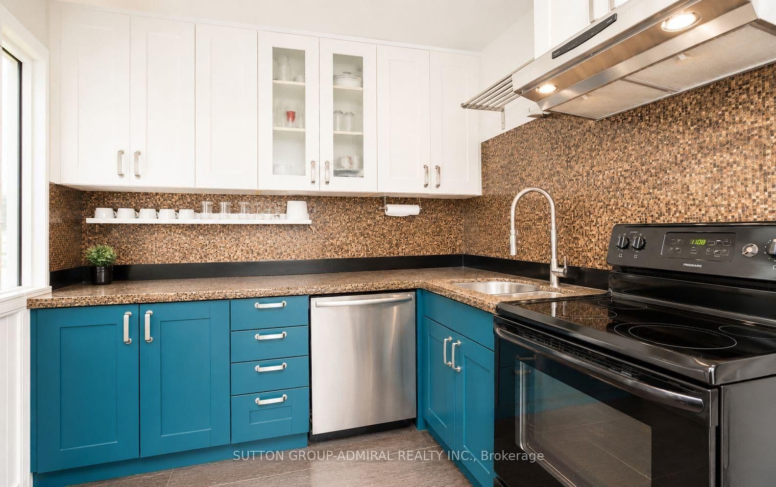 41 Athabaska Avenue thumbnail 10
