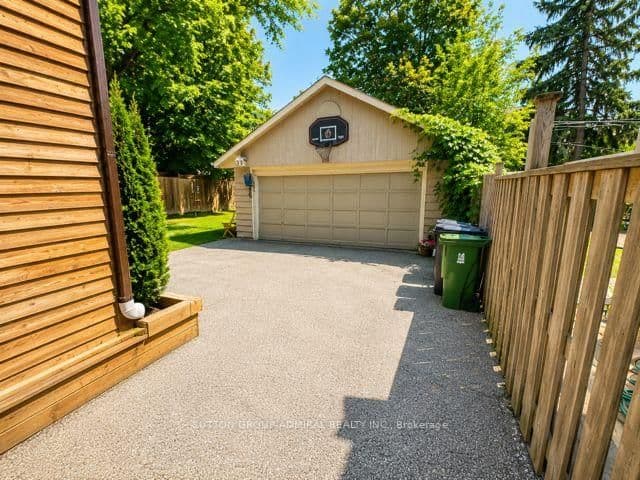 41 Athabaska Avenue thumbnail 48