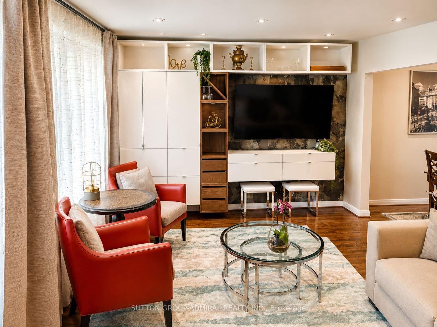 41 Athabaska Avenue thumbnail 5