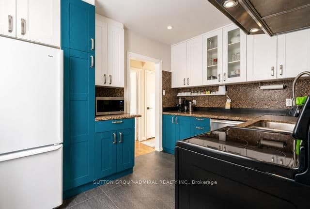 41 Athabaska Avenue thumbnail 8