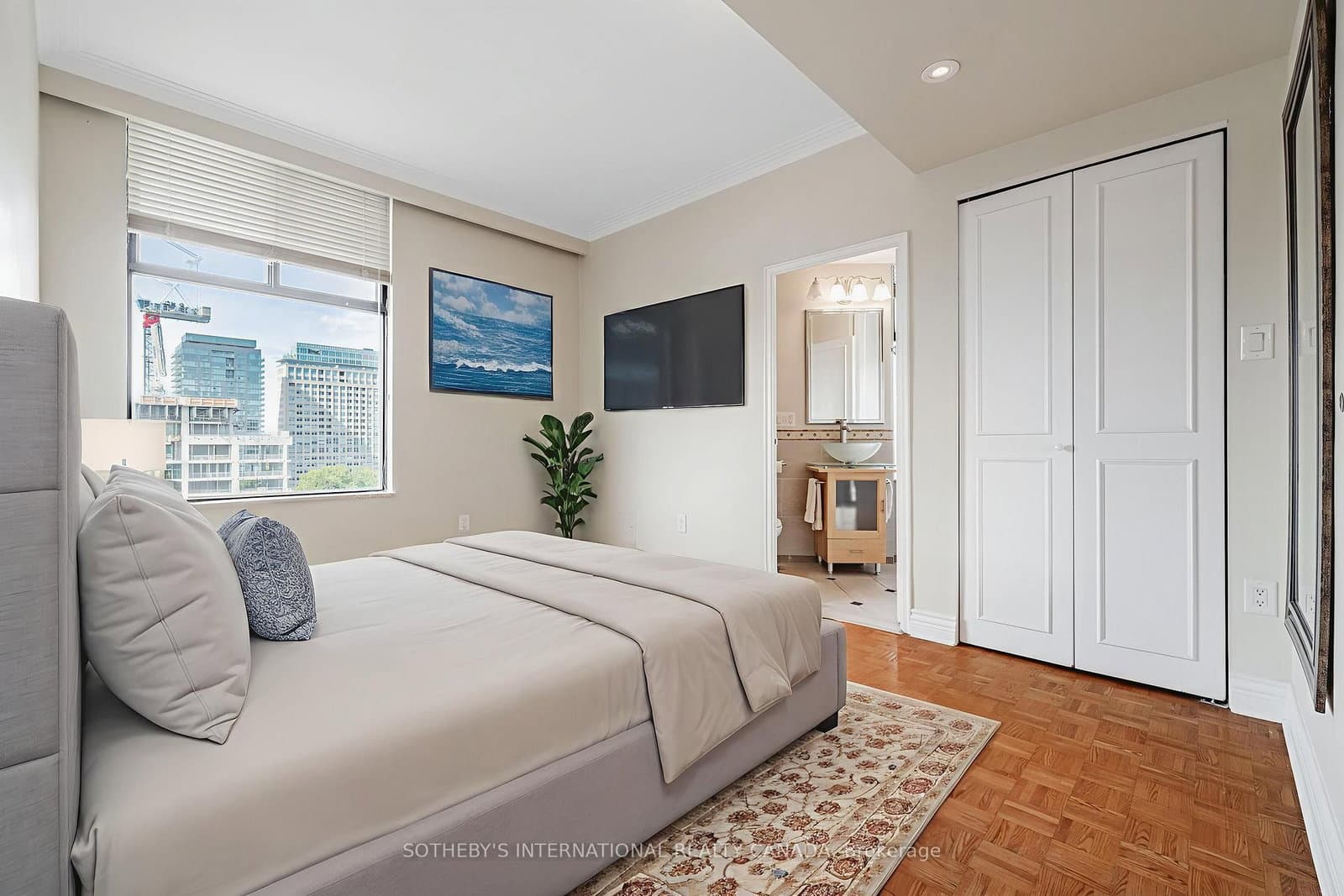 423 Avenue Road, Unit 13 thumbnail 23