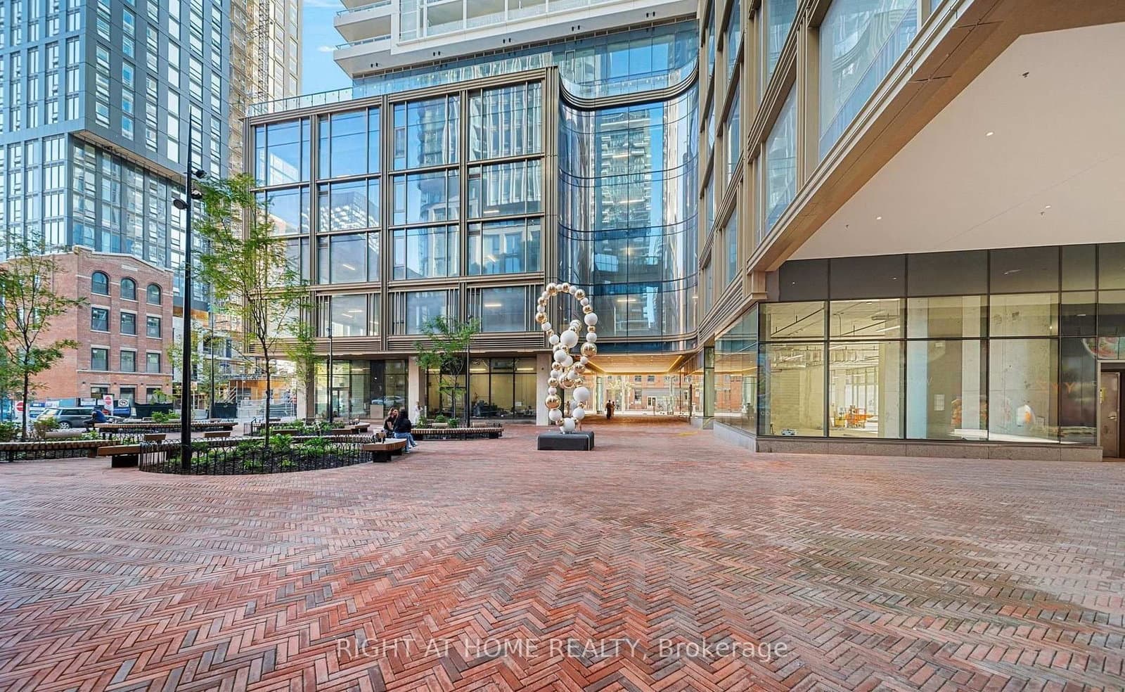 88 Queen Street E, Unit 4711 thumbnail 29