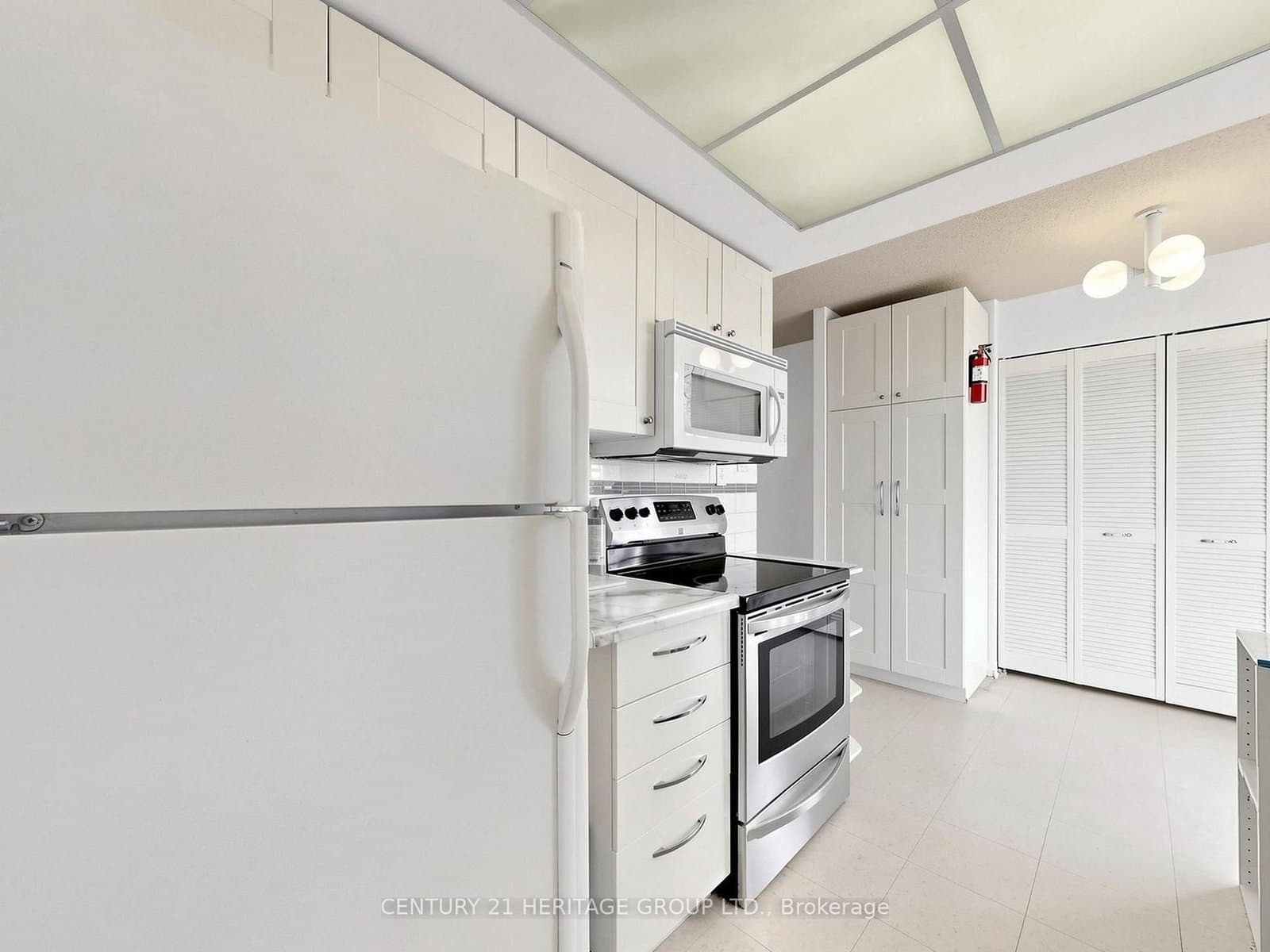 80 Antibes Drive, Unit 1503 thumbnail 15