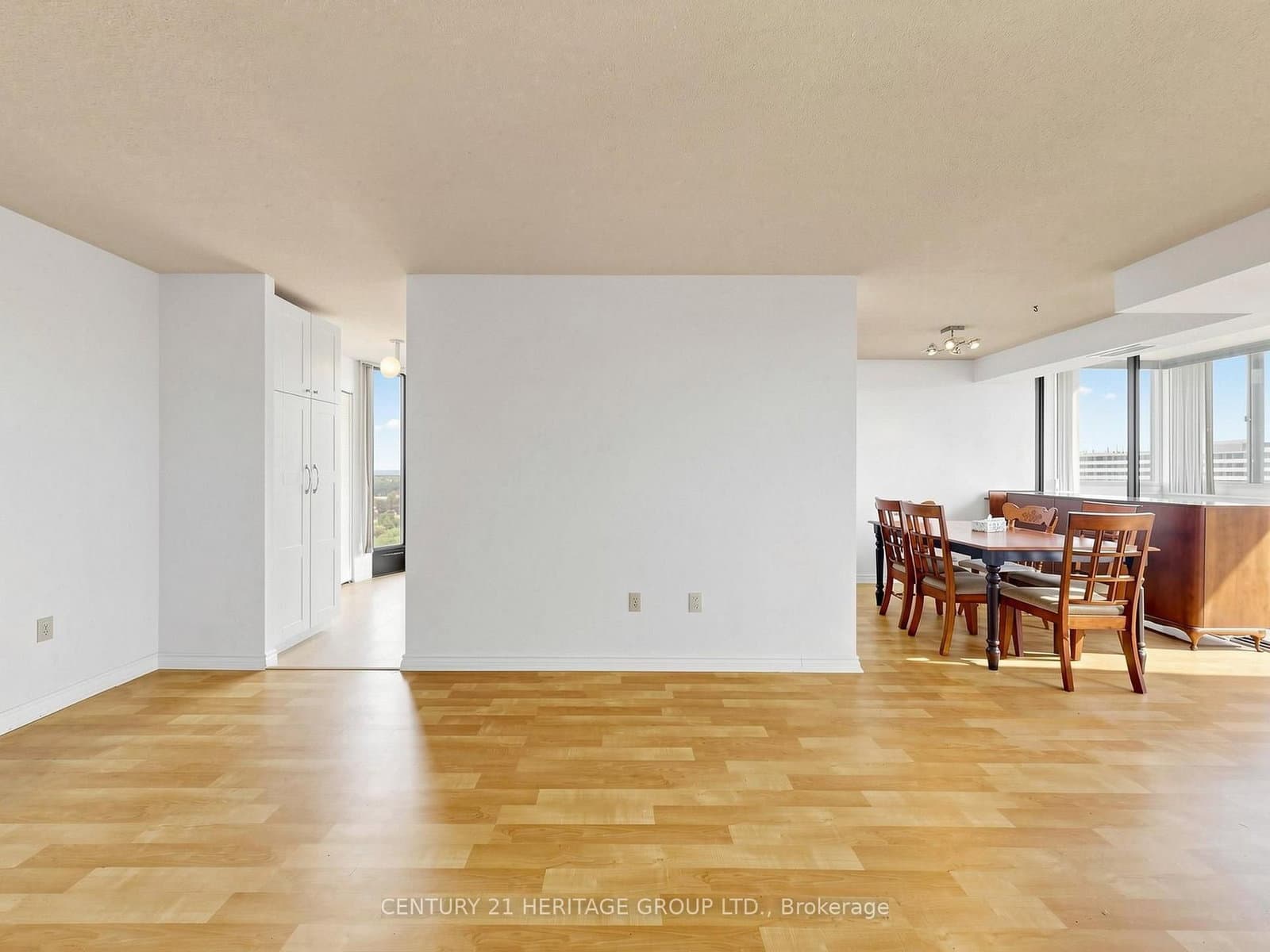 80 Antibes Drive, Unit 1503 thumbnail 4