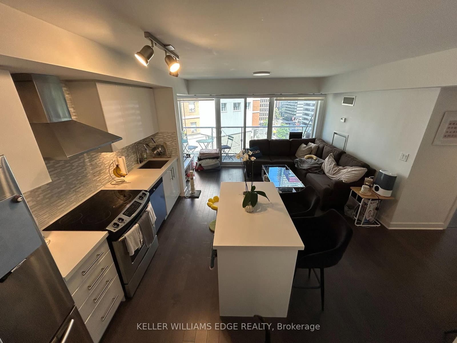 58 Orchard View Boulevard, Unit 707 thumbnail 10