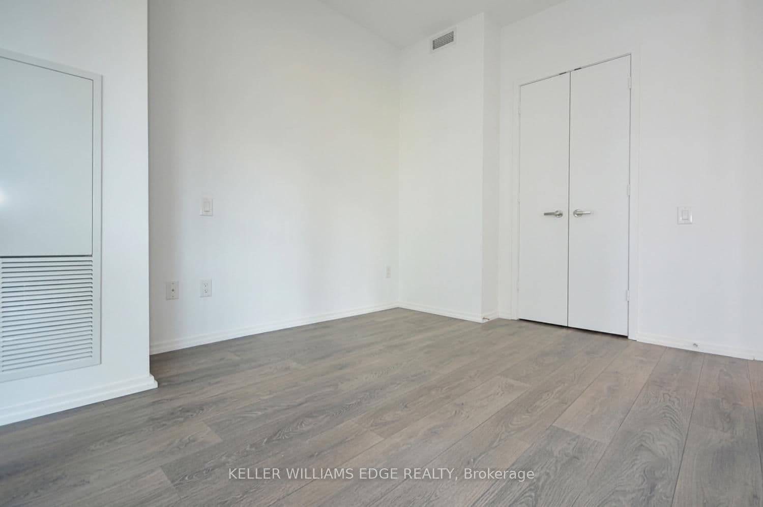 45 Charles Street E, Unit 4005 thumbnail 7