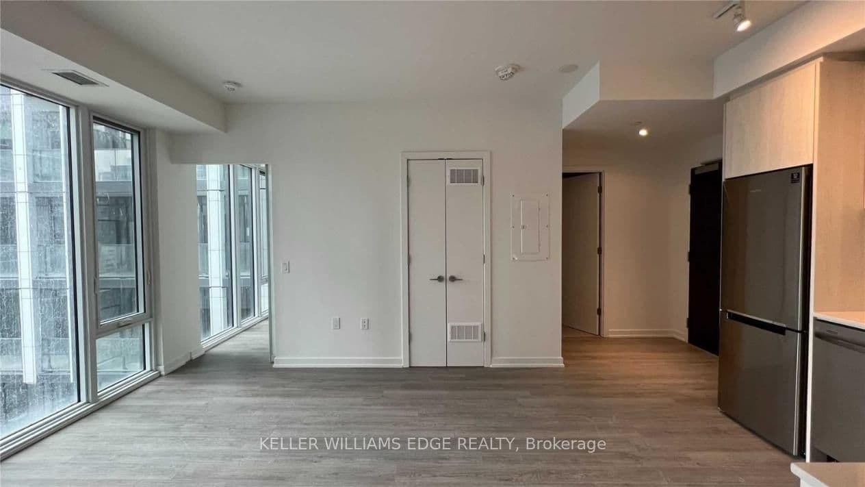 50 Power Street, Unit 818 thumbnail 14