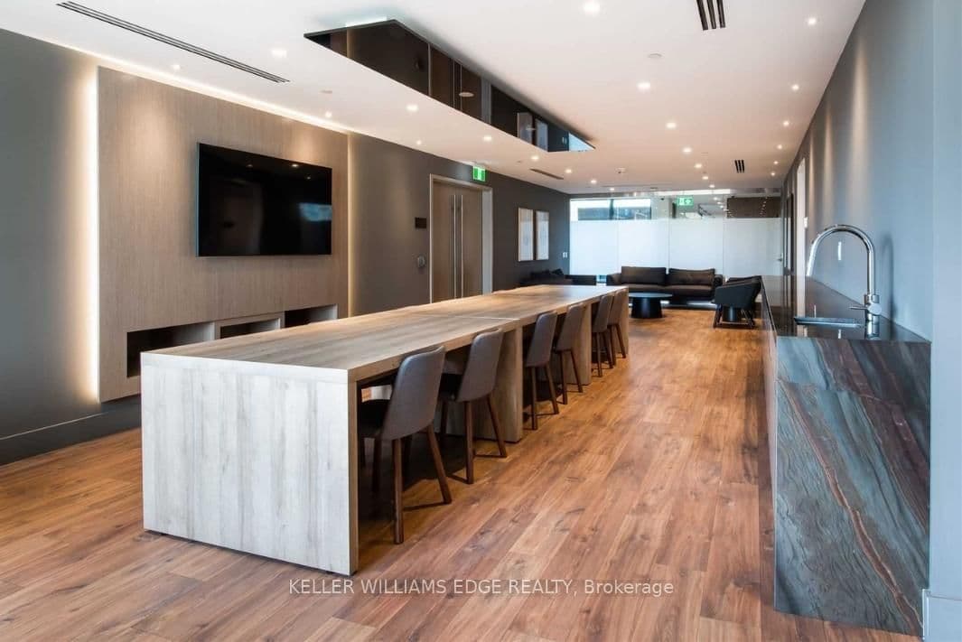 50 Power Street, Unit 818 thumbnail 18