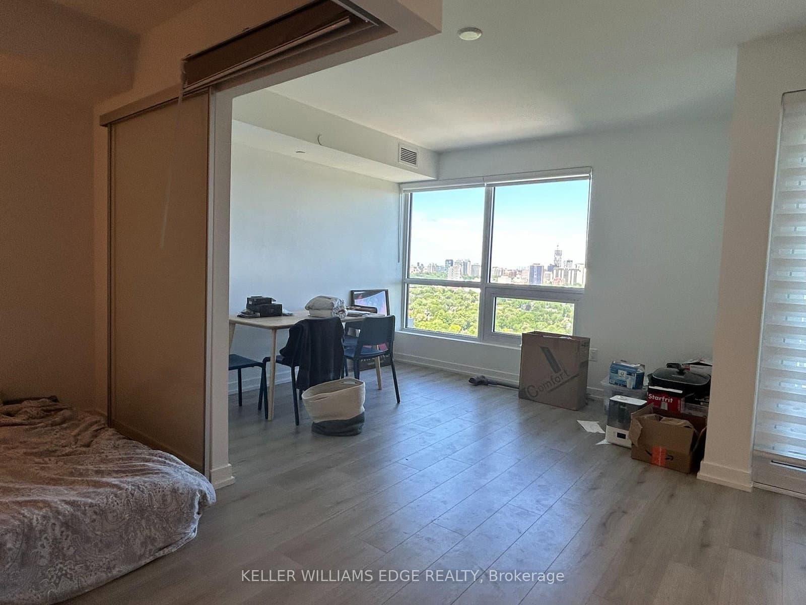 395 Bloor Street E, Unit 2407 thumbnail 9