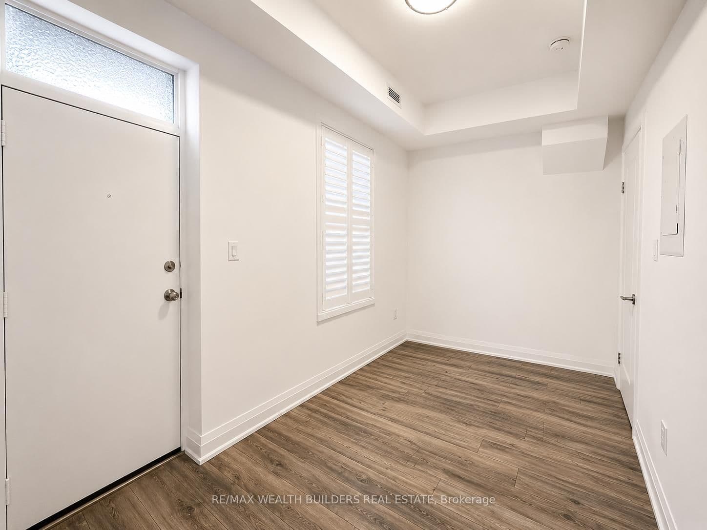 211 Jarvis Street, Unit 4 thumbnail 6