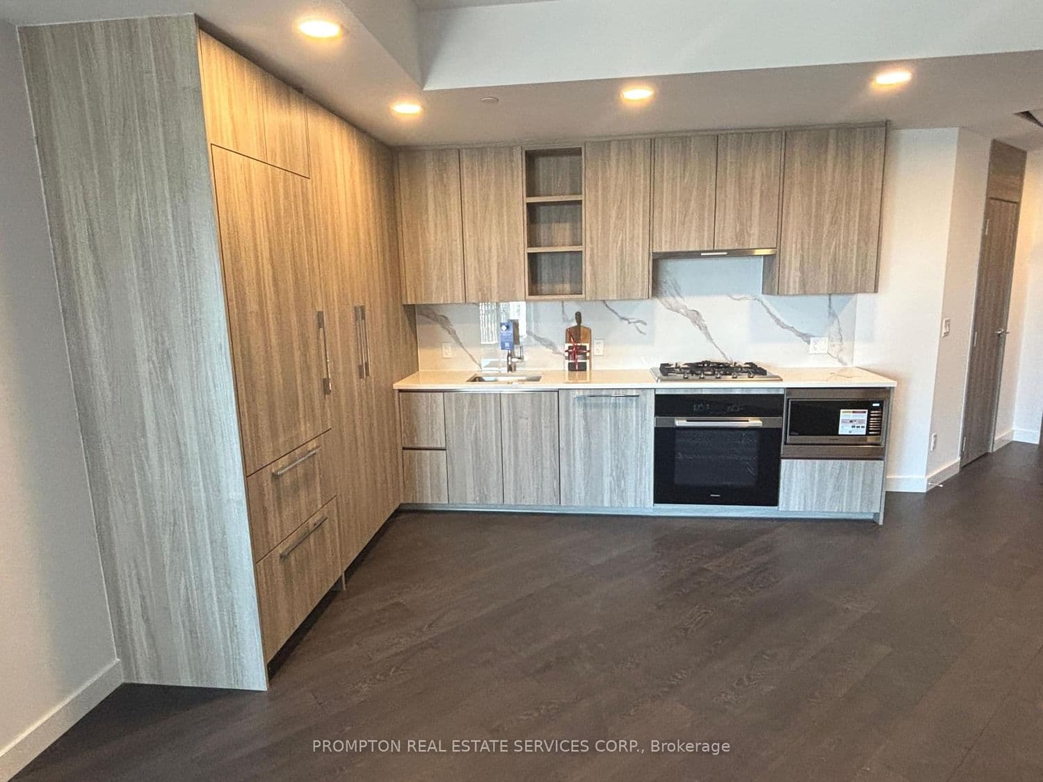 18 Esther Shiner Boulevard, Unit 733 thumbnail 12