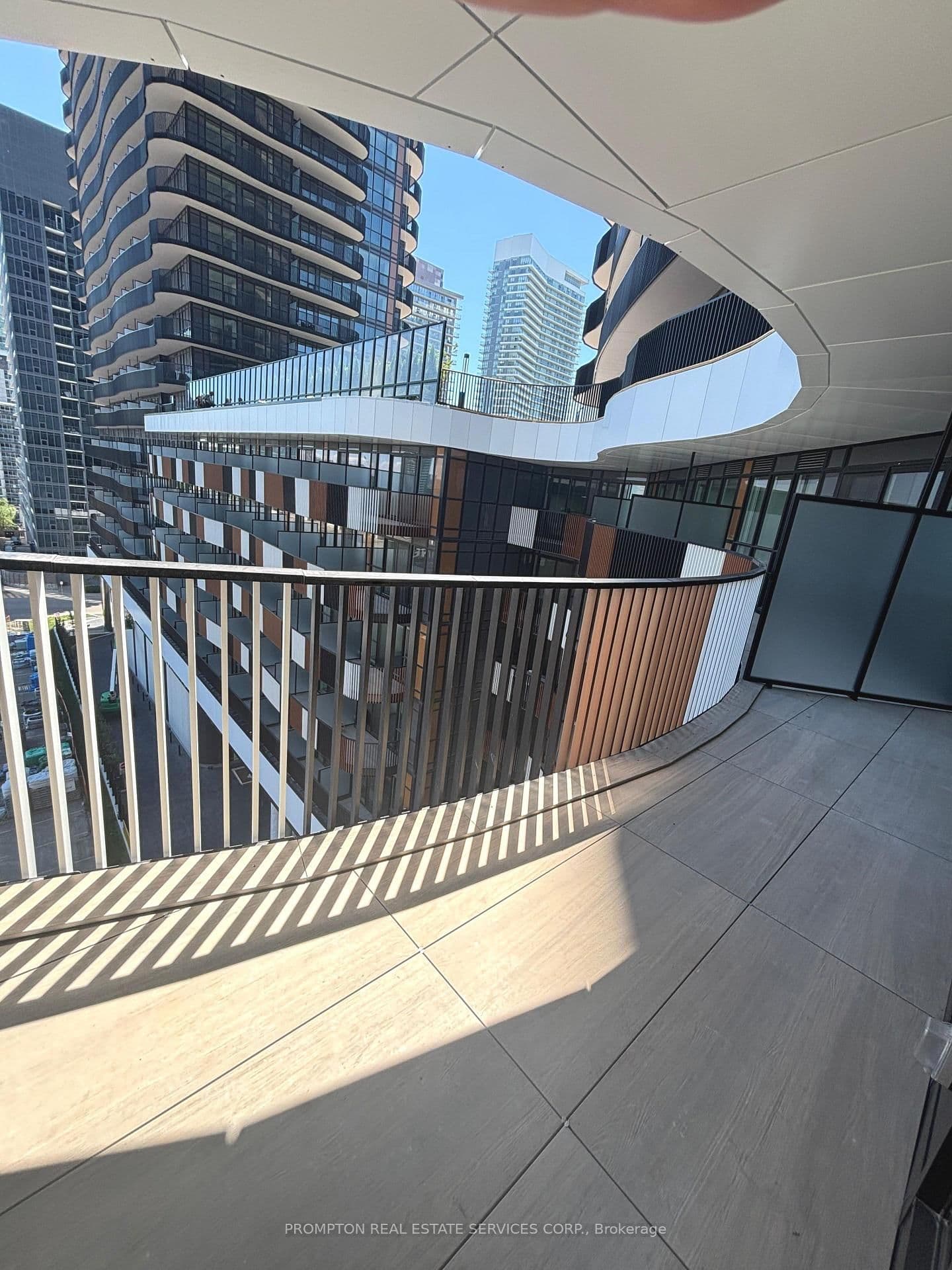 18 Esther Shiner Boulevard, Unit 733 thumbnail 15