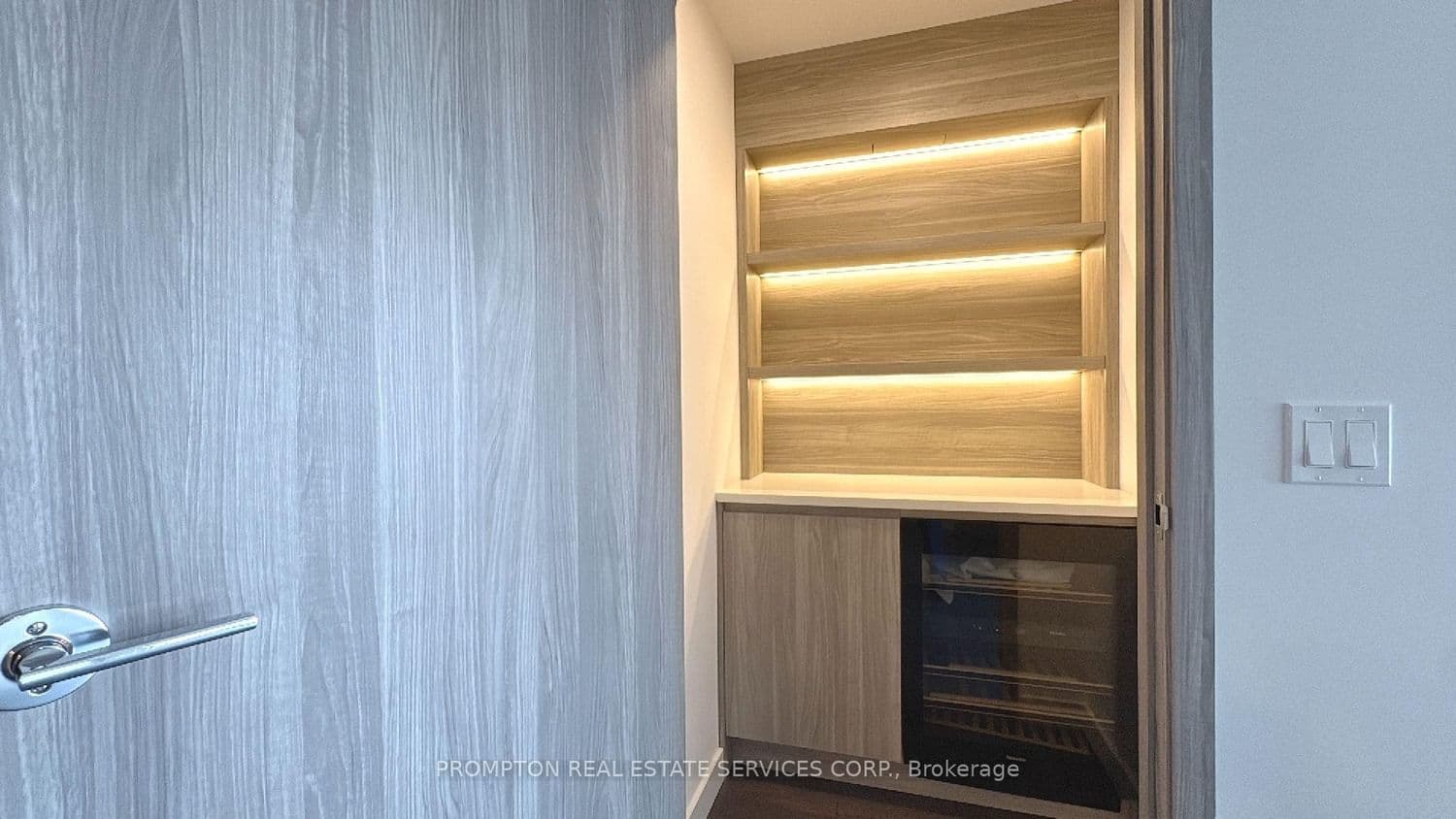 18 Esther Shiner Boulevard, Unit 733 thumbnail 25