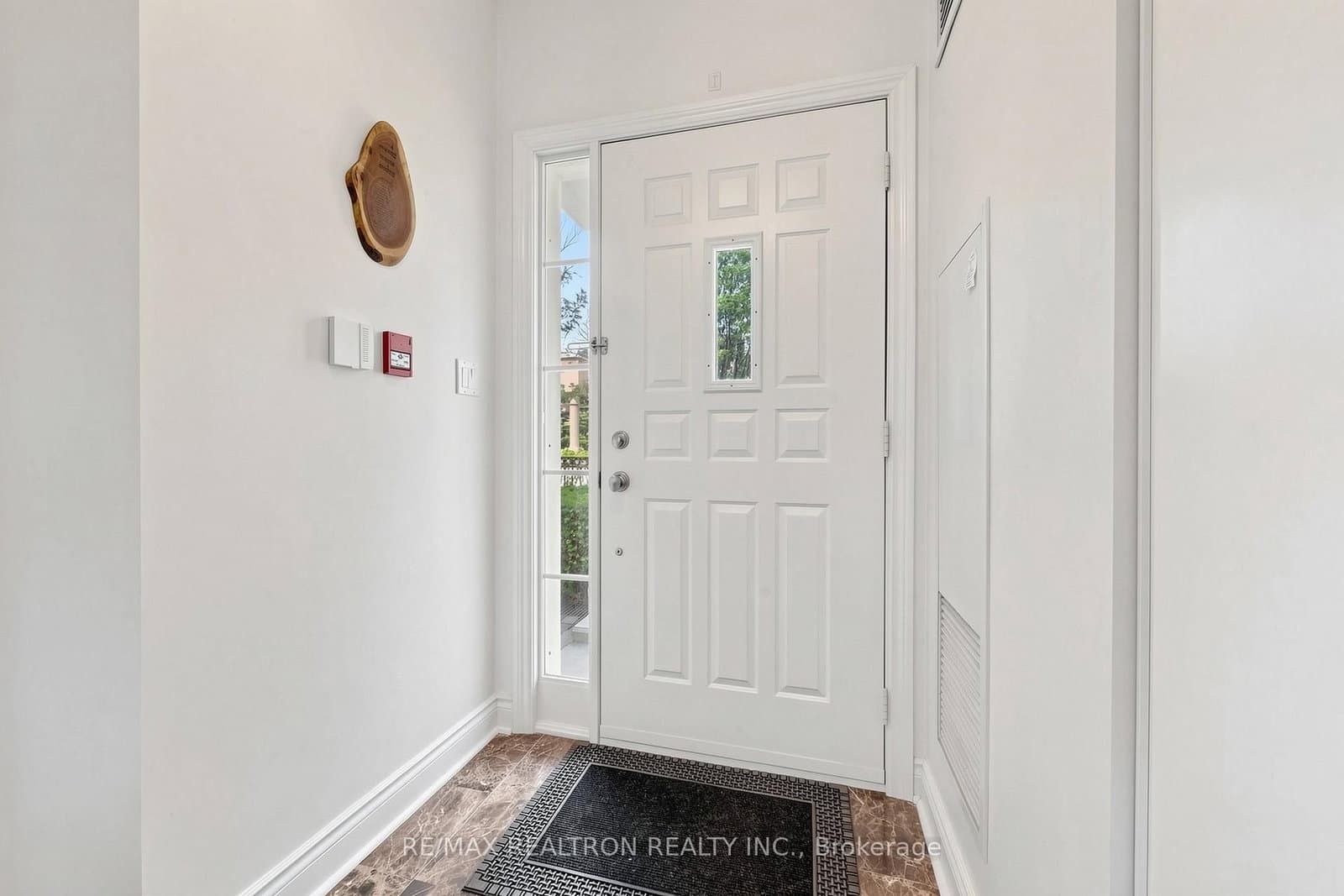 3 Rean Drive, Unit Th16 thumbnail 10