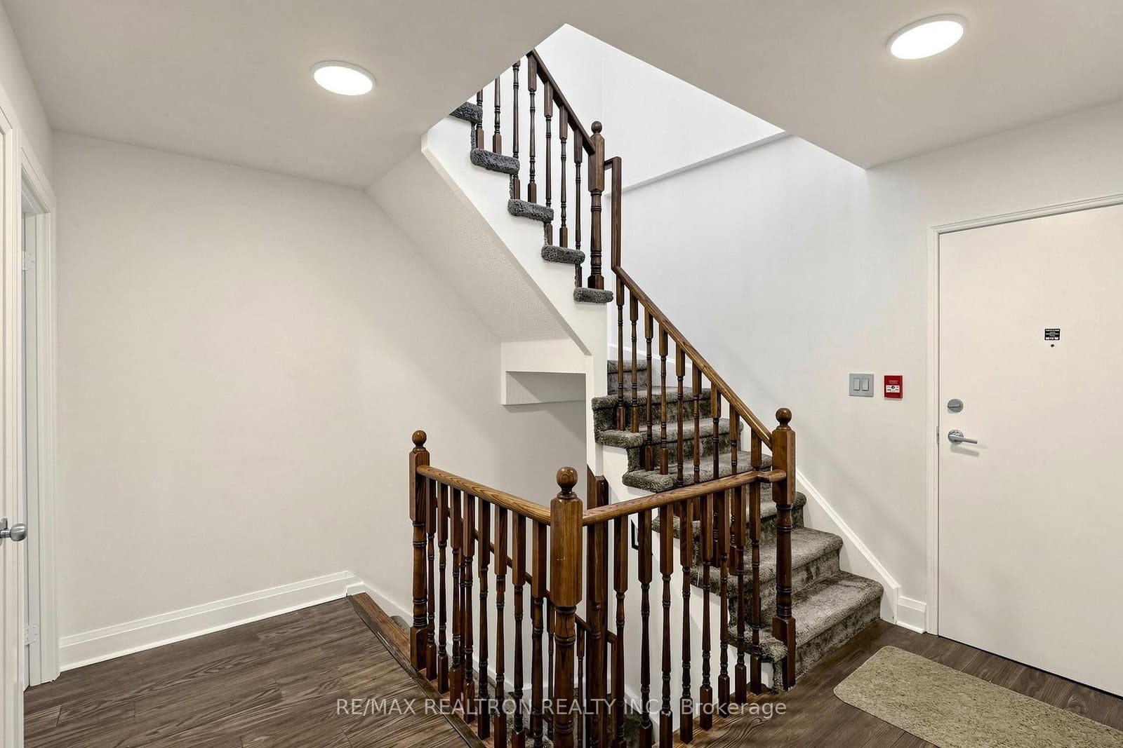 3 Rean Drive, Unit Th16 thumbnail 32