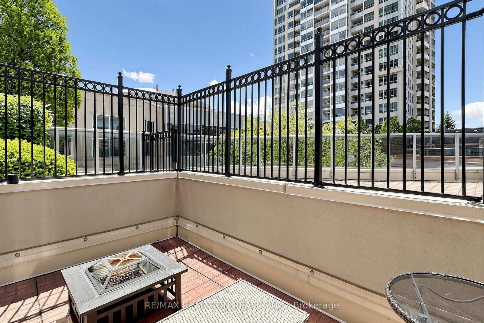 3 Rean Drive, Unit Th16 thumbnail 43